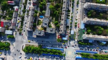 Şehir panoramik havadan drone görünümü