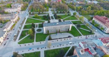 Şehir panoramik havadan drone görünümü