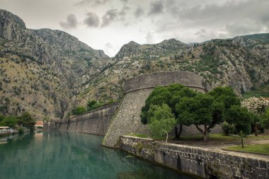 Kotor, Karadağ. Körfezi Kotor Koyu'ndaki Adriyatik Denizi en güzel yeri
