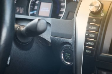 Pano araba otomotiv konular için dümen ve düğme başla / dur resim