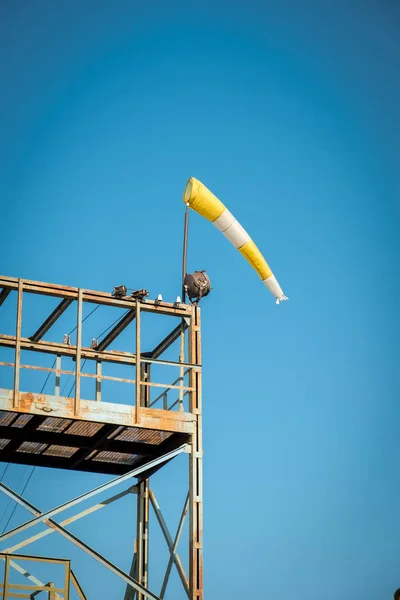 Simulatori Allenamento Del Paracadutismo Air Club Paracadute Piegati Una Torre — Foto Stock