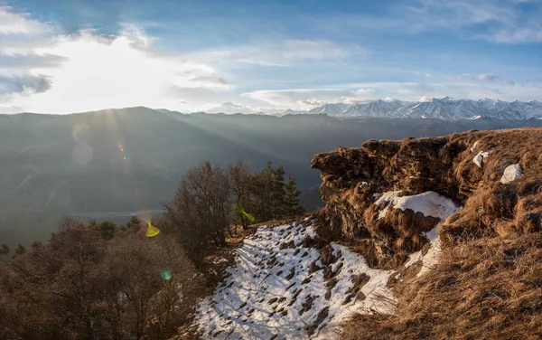 Berglandschap Ruggen Van Karatsjaj Tsjerkessië Bij Zonsopgang — Stockfoto