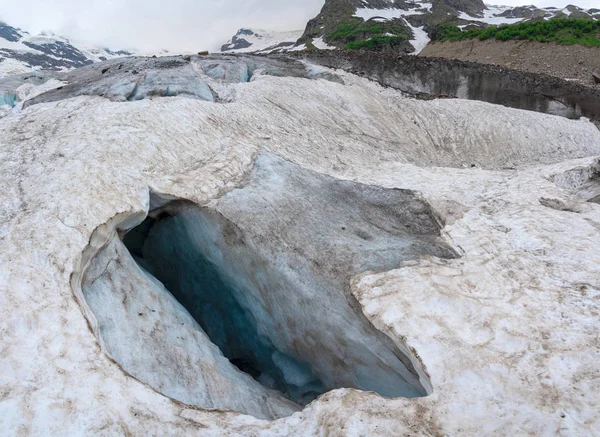 Glaciar Montaña Alibeksky Dombay República Karachay Cherkess Rusia — Foto de Stock