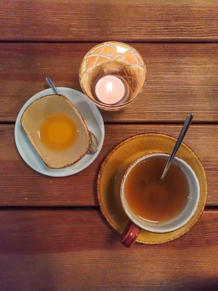 Кафе, стол, вид сверху, чашка чая — стоковое фото