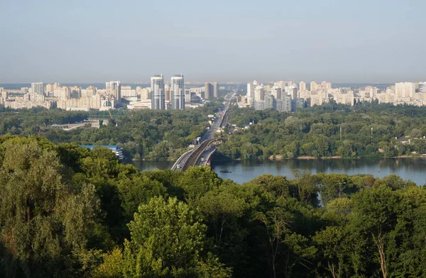 Вид с воздуха на город Киев — стоковое фото