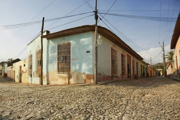 Πολύχρωμα Παραδοσιακά Σπίτια Στην Αποικιακή Πόλη Της Τρινιντάντ Στην Κούβα — Φωτογραφία Αρχείου