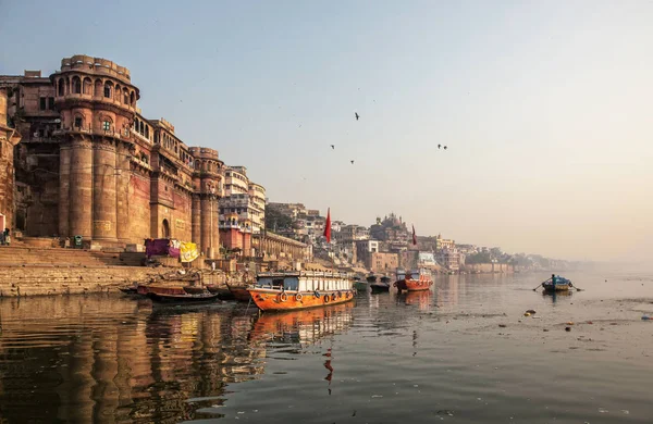 Leven Langs Ganges Ganges River Pilgrims Bad Bid Mensen Lopen — Stockfoto