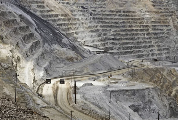 Kennecott, bakır, altın ve gümüş madeni işlemi dışında Salt Lake City, Utah, Amerika Birleşik Devletleri