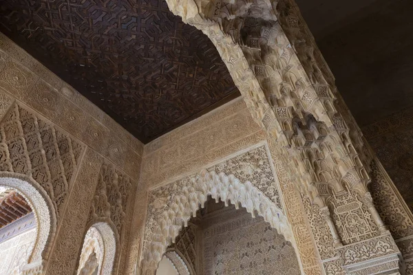Alhambra Granada Archi Moreschi Alla Corte Dei Leoni Granada — Foto Stock