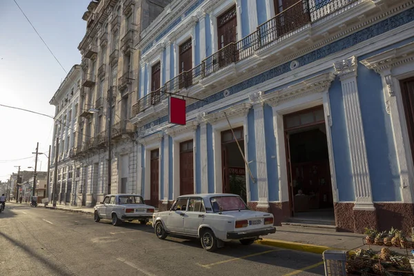 Αβάνα, Κούβα. Μια πλευρά δρόμο δίπλα από το διάσημο Capitolio του — Φωτογραφία Αρχείου