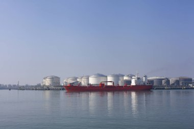 Hollanda 'nın Rotterdam Limanı' ndaki sanayi bölgesi. por