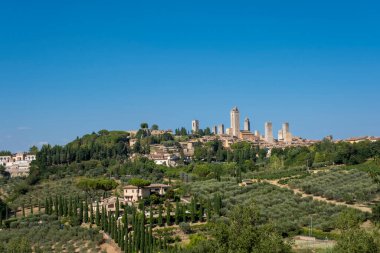 İtalya, Siena 'daki San Gimignano' nun ortaçağ silueti..