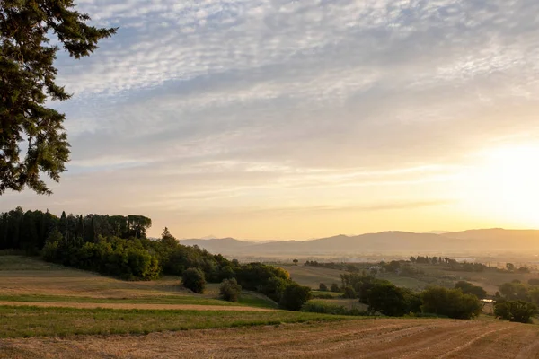 Últimos Rayos Del Sol Del Día Las Colinas Alrededor Perugia — Foto de Stock