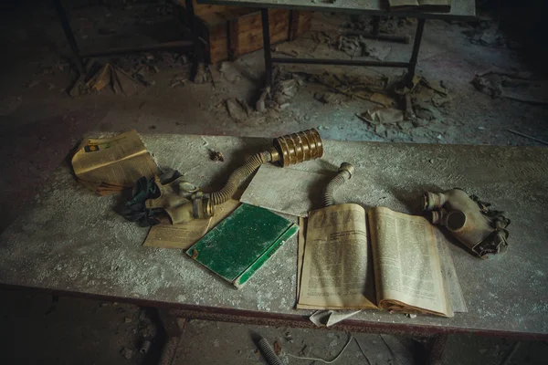 Zona de exclusão de Chornobil. Zona radioativa na cidade de Pripyat - cidade fantasma abandonada. História da catástrofe de Chernobyl. Lugar perdido na Ucrânia, SSSR — Fotografia de Stock