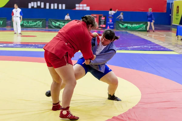 Rusia Vladivostok 2018 Competición Lucha Libre Entre Las Niñas Nacidas — Foto de Stock
