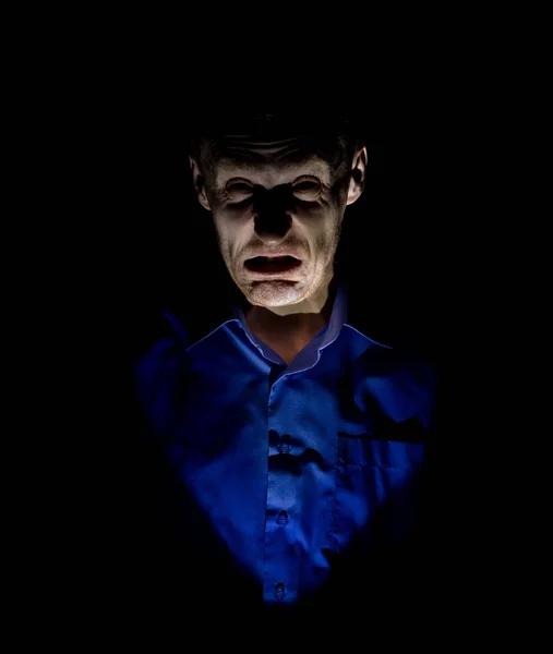 Elegante Retrato Oscuro Del Hombre Caucásico Adulto Que Parece Maniático — Foto de Stock