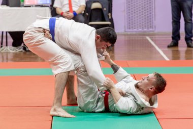 Rusya, Vladivostok, 11/03/2018. Jiu-Jitsu güreş rekabet erkekler arasında. Dövüş sanatları ve dövüş sporları turnuva.