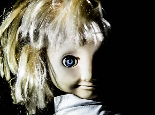 Cara Muñeca Chica Espeluznante Parece Personaje Una Película Terror Muñeca — Foto de Stock