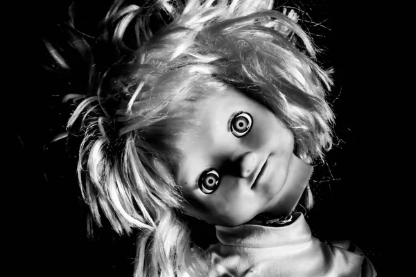 Cara Muñeca Chica Espeluznante Parece Personaje Una Película Terror Muñeca — Foto de Stock