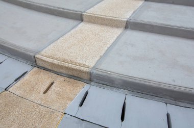 Çimento ve kum yıkama, zemin döşemesi desenli.