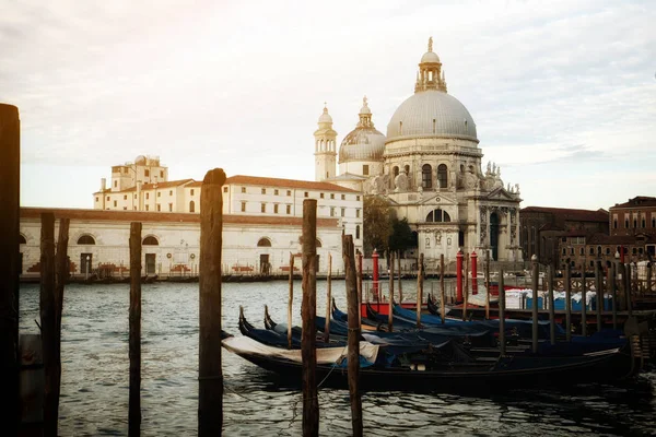 Barcos Góndola Venecia Italia Con Magníficas Vistas Basílica Santa Maria — Foto de Stock