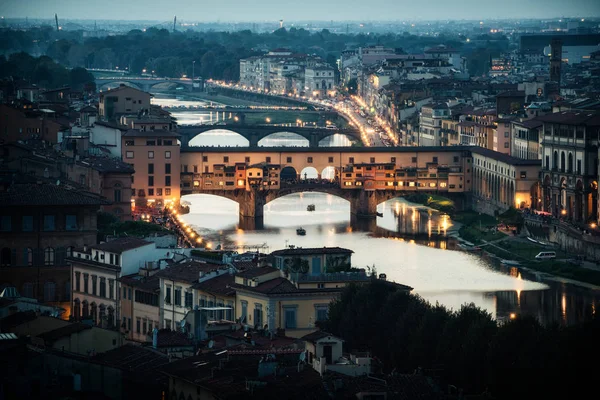 Florence Mostu Ponte Vecchio Noci Skyline Itálii Florencie Hlavní Město — Stock fotografie