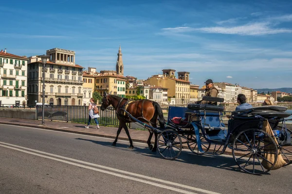 Florenz Italien Sep 2017 Pferdekutsche Fährt Auf Der Straße Florenz — Stockfoto