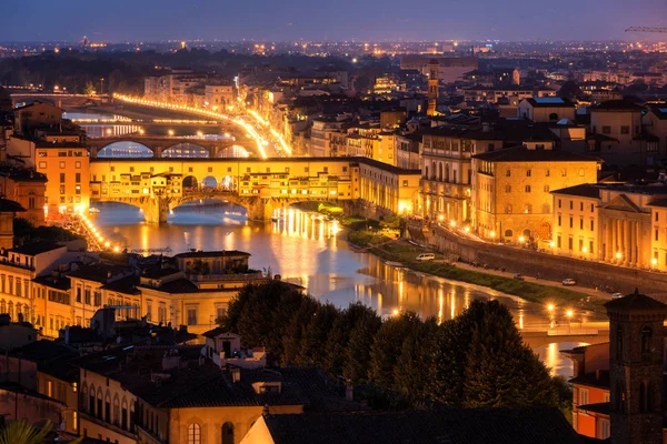 Florence Mostu Ponte Vecchio Noci Skyline Itálii Florencie Hlavní Město — Stock fotografie