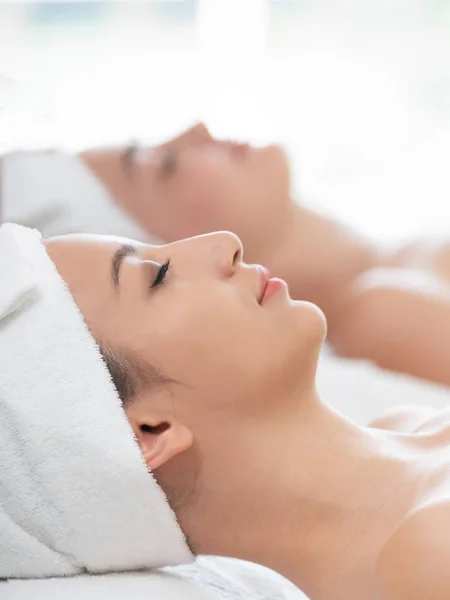 Relaxed Young Woman Lying Spa Bed Prepared Facial Treatment Massage — Stock Photo, Image