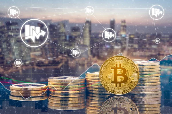 Bitcoin Btc Cryptocurrency Investeren Concept Fysieke Bitcoin Munten Met Stad — Stockfoto