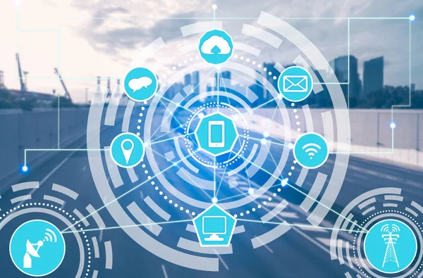 Akıllı şehir kablosuz iletişim ağı Internet şeyler (çok) ve bilgi iletişim teknolojisi (ICT) modern şehir binaları içinde belgili tanımlık geçmiş karşı grafik gösteren kavramı ile.