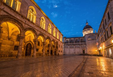 Dubrovnik Katedrali ve eski şehir Dubrovnik, Hırvatistan - önde gelen müzelerinde Dubrovnik Hırvatistan'ın hedef, seyahat. Dubrovnik eski şehir Unesco Dünya Mirasları 1979 yılında geçiyordu.