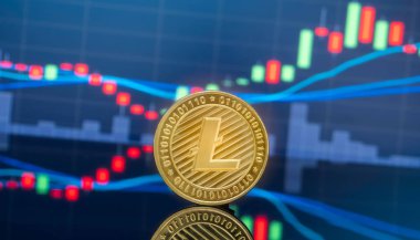 Litecoin (Ltc) ve cryptocurrency yatırım kavramı - fiziksel metal litecoin genel ticaret Döviz piyasa fiyatı grafik içinde belgili tanımlık geçmiş ile madeni paralar.