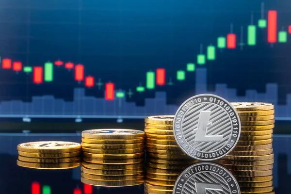 Concepto Inversión Litecoin Ltc Criptomoneda Monedas Litecoin Metálicas Físicas Con — Foto de Stock