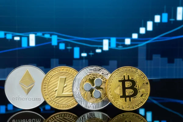 Bitcoin Cryptocurrency Investing Concept Physical Metal Bitcoin Coins Global Trading — Stock Photo, Image