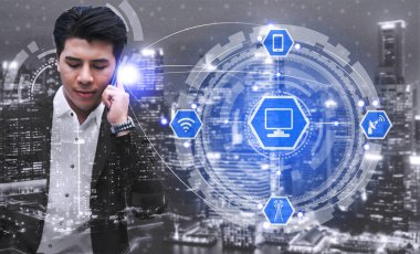 Akıllı şehir kablosuz iletişim ağı Internet şeyler (çok) ve bilgi iletişim teknolojisi (ICT) modern şehir binaları içinde belgili tanımlık geçmiş karşı grafik gösteren kavramı ile.