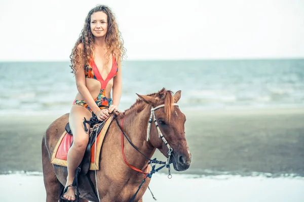 Woman Fashion Model Riding Horse Beach Summer Luxury Travel Vacation — Stock Photo, Image