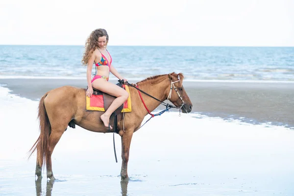 Woman Fashion Model Riding Horse Beach Summer Luxury Travel Vacation — Stock Photo, Image