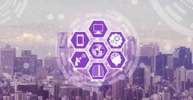 Akıllı şehir kablosuz iletişim ağı Internet şeyler (çok) ve bilgi iletişim teknolojisi (ICT) modern şehir binaları içinde belgili tanımlık geçmiş karşı grafik gösteren kavramı ile.