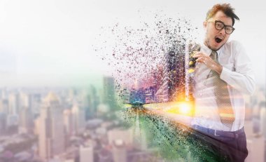 Modern binalar cityscape içinde arka planlar ile hızlı şehirde çalışan işadamı çift pozlama gerçeküstü görüntüsü. İş yarışmalar kavramı.