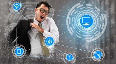 Akıllı şehir kablosuz iletişim ağı Internet şeyler (çok) ve bilgi iletişim teknolojisi (ICT) modern şehir binaları içinde belgili tanımlık geçmiş karşı grafik gösteren kavramı ile.