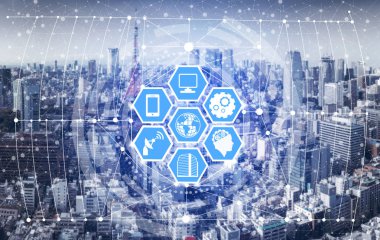 Akıllı şehir kablosuz iletişim ağı Internet şeyler (çok) ve bilgi iletişim teknolojisi (ICT) modern şehir binaları içinde belgili tanımlık geçmiş karşı grafik gösteren kavramı ile.