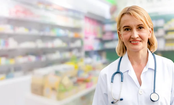Senior Woman Pharmacist Working Pharmacy Medical Healthcare Medicine Service — Stock Photo, Image