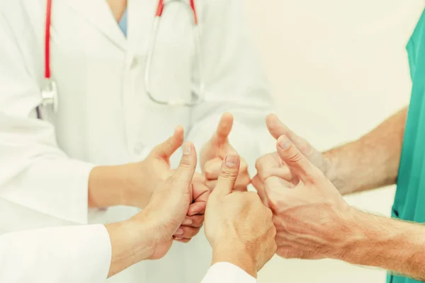 Trabalho Equipe Serviço Médico Doutor Cirurgião Enfermeiro Unem Mãos — Fotografia de Stock