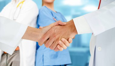 Sağlık insan grubu. Diğer doktorlar, hemşire ve cerrah hastane ofis veya klinik çalışma profesyonel doktor. Tıbbi Teknoloji Araştırma Enstitüsü ve Doktor personel hizmet anlayışı.