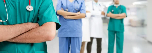 Gesundheitswesen Professioneller Arzt Der Krankenhausbüros Oder Kliniken Mit Anderen Ärzten — Stockfoto