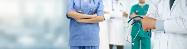 Groupe Des Professionnels Santé Médecin Professionnel Travaillant Dans Bureau Clinique — Photo