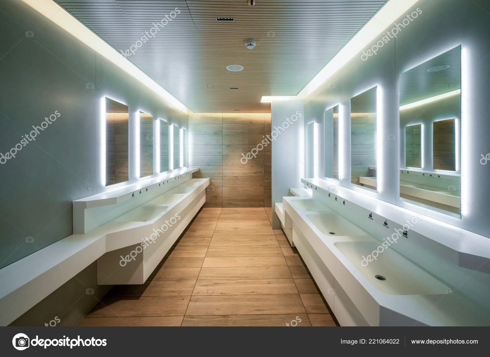 Modern Design Public Toilet Restroom Luxury Interior — Stock Photo
