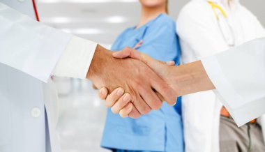 Sağlık insan grubu. Diğer doktorlar, hemşire ve cerrah hastane ofis veya klinik çalışma profesyonel doktor. Tıbbi Teknoloji Araştırma Enstitüsü ve Doktor personel hizmet anlayışı.