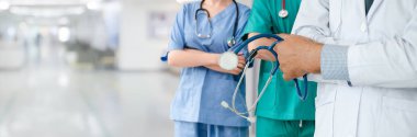 Sağlık insan grubu. Diğer doktorlar, hemşire ve cerrah hastane ofis veya klinik çalışma profesyonel doktor. Tıbbi Teknoloji Araştırma Enstitüsü ve Doktor personel hizmet anlayışı.